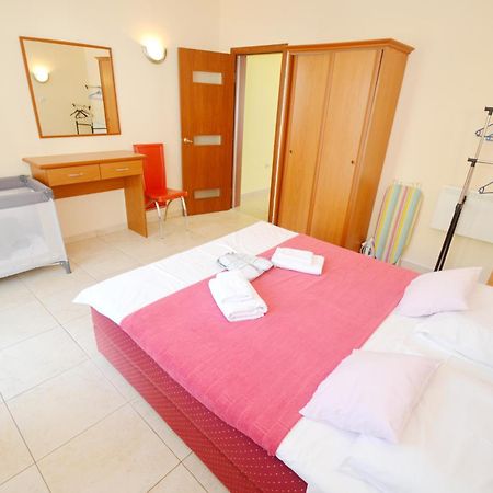 Apartments Dinko Zifra Тиват Экстерьер фото