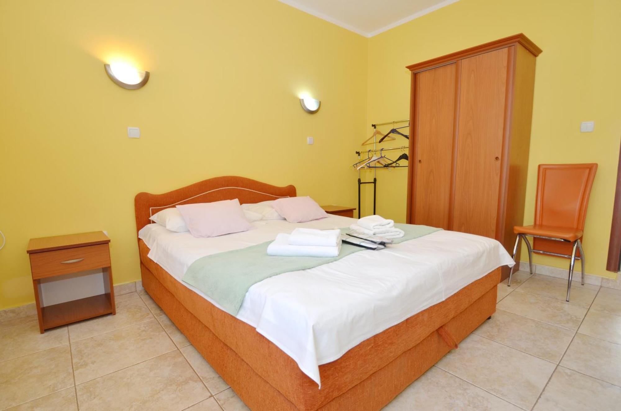 Apartments Dinko Zifra Тиват Экстерьер фото