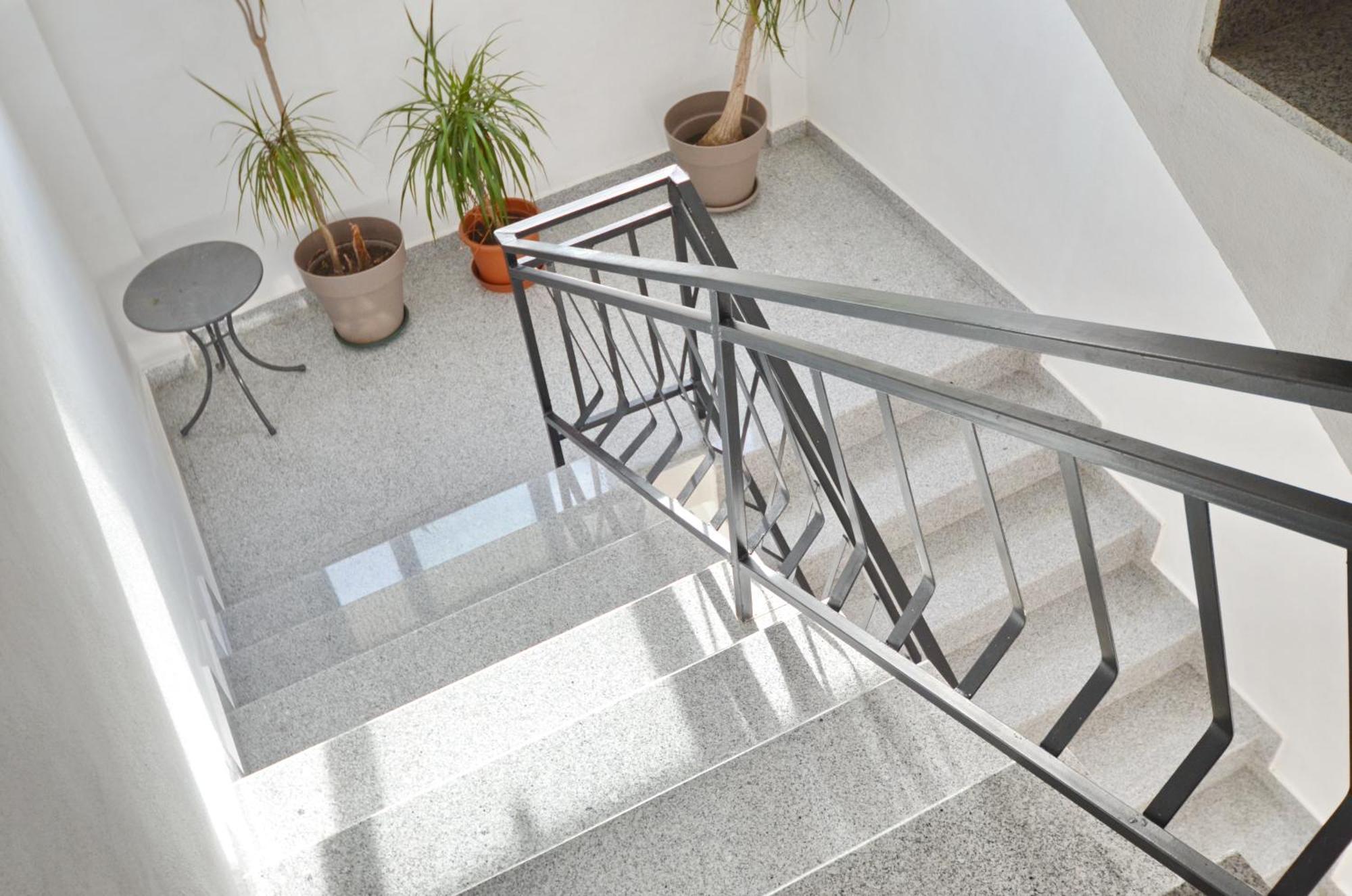 Apartments Dinko Zifra Тиват Экстерьер фото