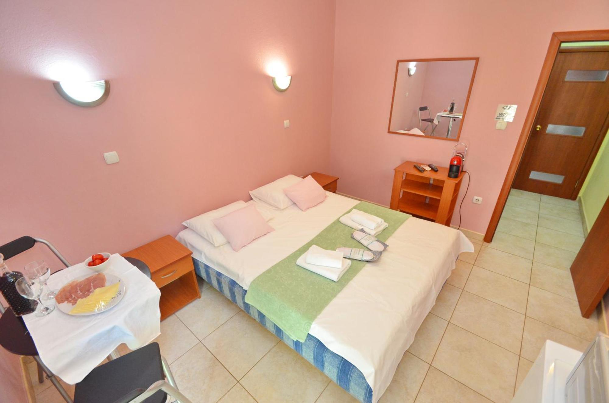 Apartments Dinko Zifra Тиват Экстерьер фото