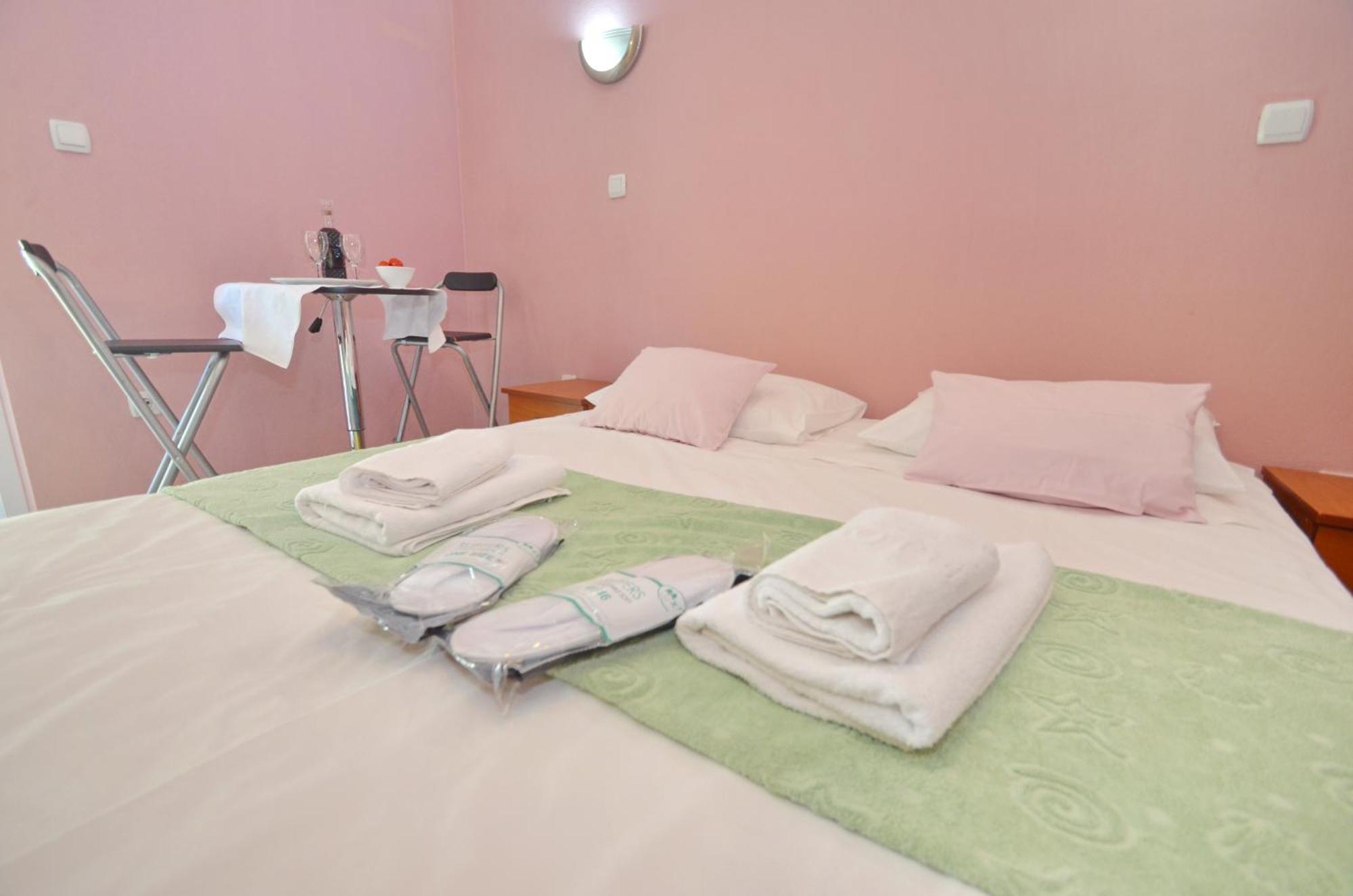 Apartments Dinko Zifra Тиват Экстерьер фото